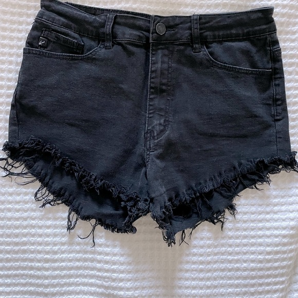 KanCan Black Denim Shorts - Picture 1 of 3